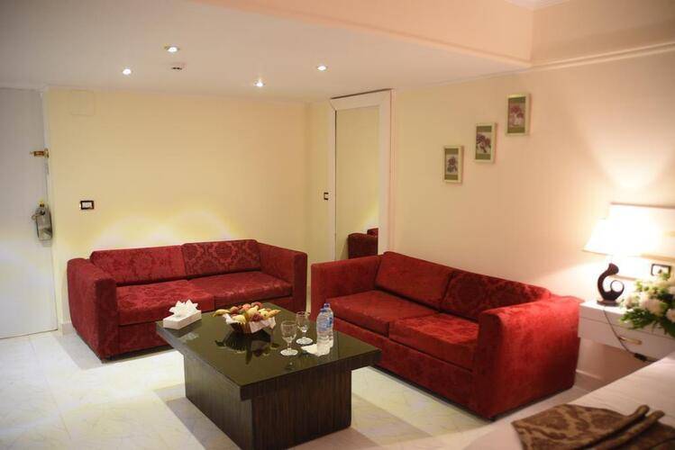 Kanzy Hotel