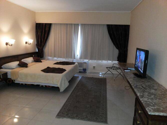 Kanzy Hotel