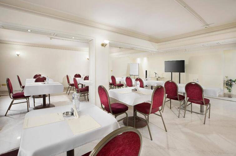 Kanzy Hotel