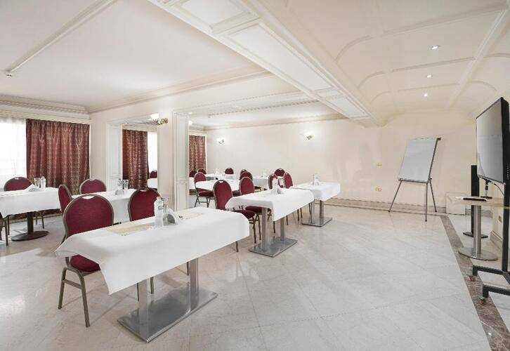 Kanzy Hotel