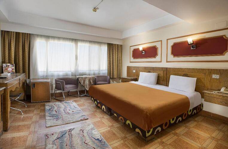 Kanzy Hotel