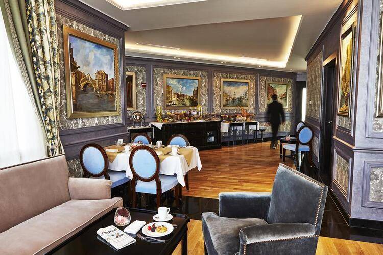Kempinski Royal Maxim Palace Cairo