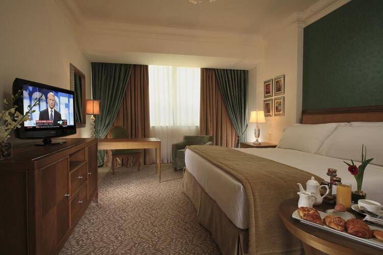 Sonesta Hotel Tower & Casino