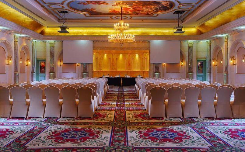 Sonesta Hotel Tower & Casino