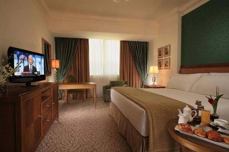 Sonesta Hotel Tower & Casino