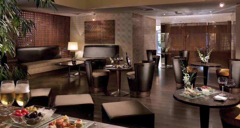 Sonesta Hotel Tower & Casino