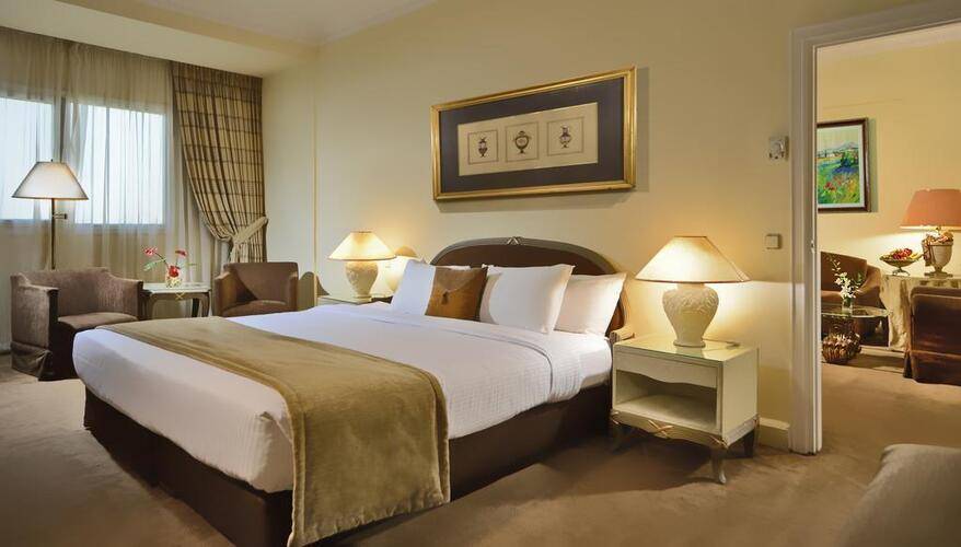 Sonesta Hotel Tower & Casino