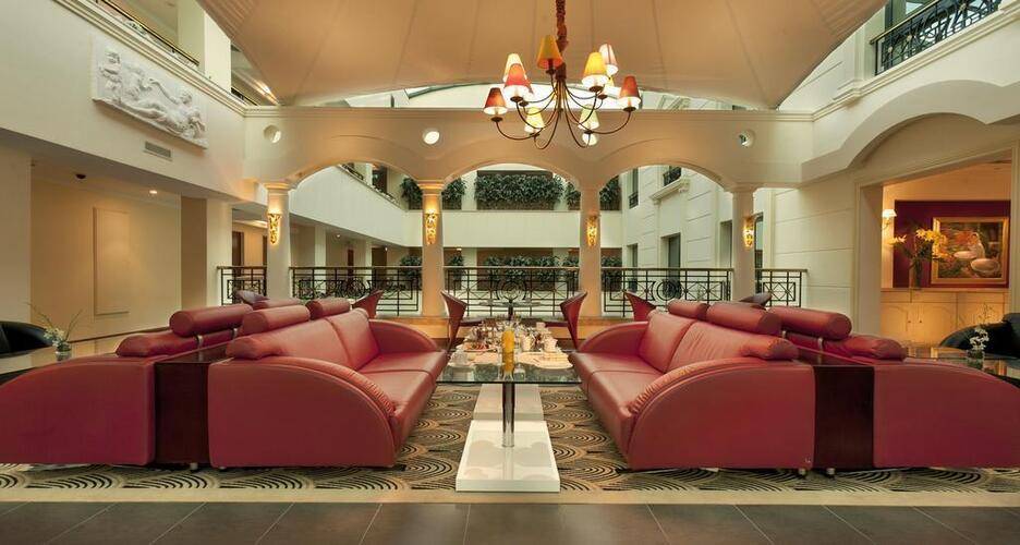 Sonesta Hotel Tower & Casino