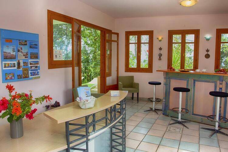 Romantica Hotel Apartments