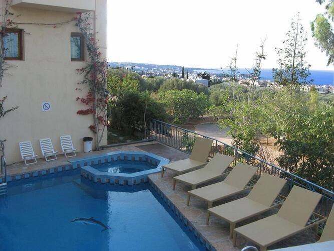 Romantica Hotel Apartments