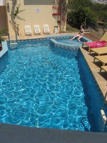 Romantica Hotel Apartments