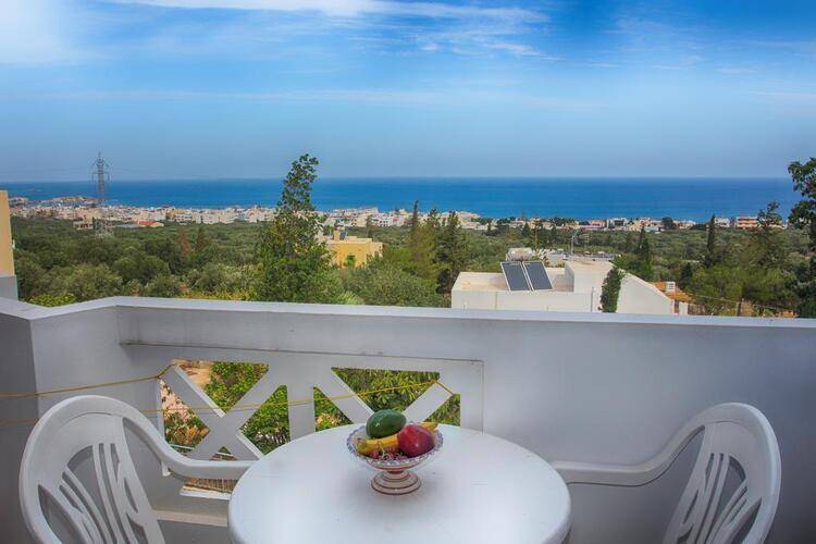 Romantica Hotel Apartments