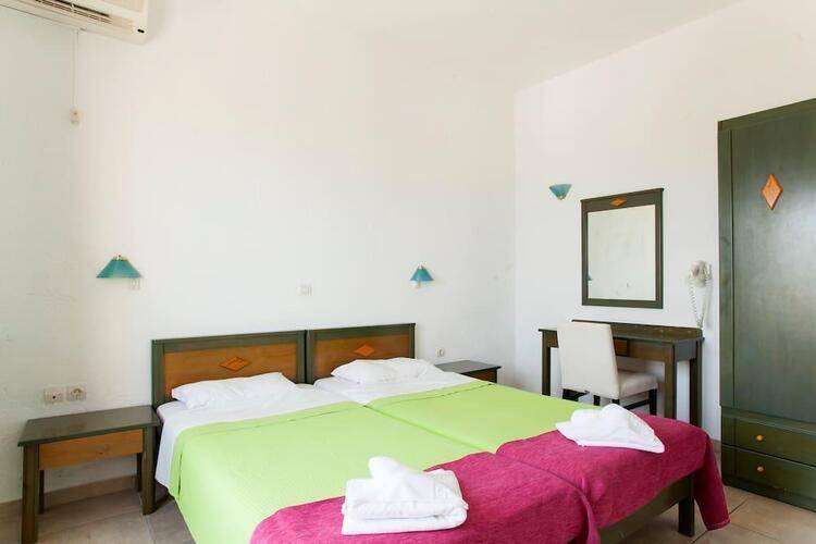 Romantica Hotel Apartments