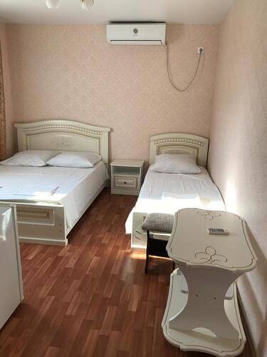 Отель Светлана