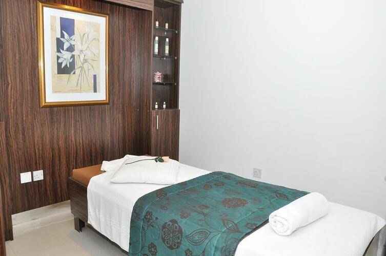 Phoenix Plaza Hotel Apartments
