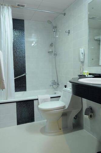 Phoenix Plaza Hotel Apartments