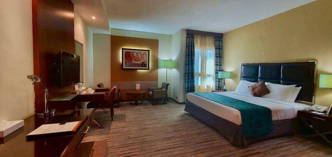 Phoenix Plaza Hotel Apartments