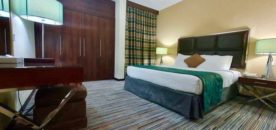 Phoenix Plaza Hotel Apartments