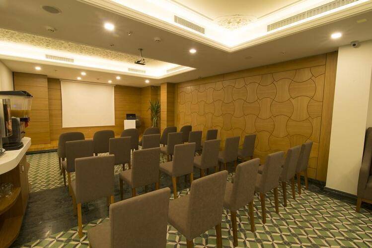Cumbali Plaza Hotel