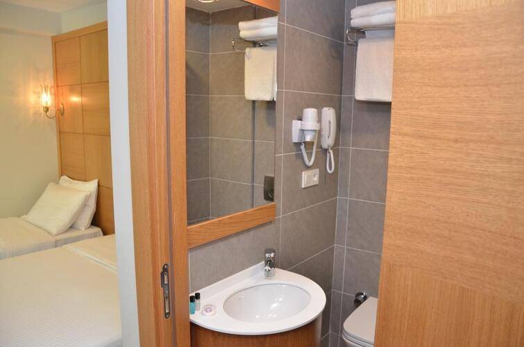 Cumbali Plaza Hotel