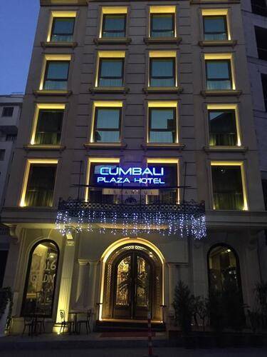 Cumbali Plaza Hotel