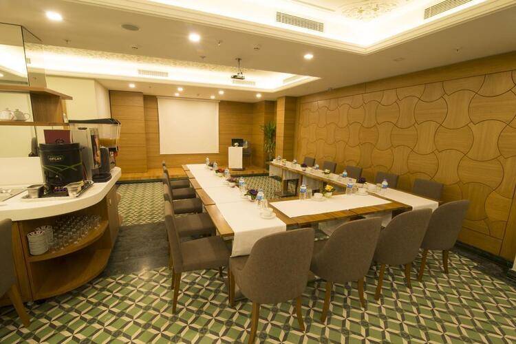 Cumbali Plaza Hotel