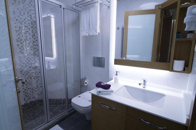 Cumbali Suite Hotel