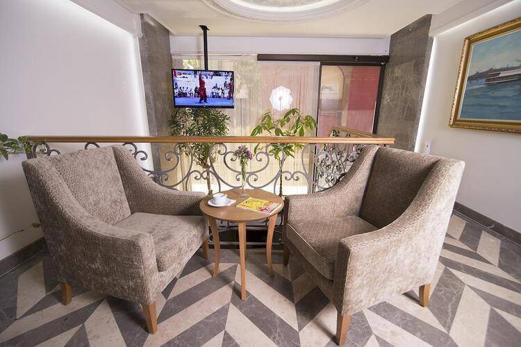 Cumbali Suite Hotel