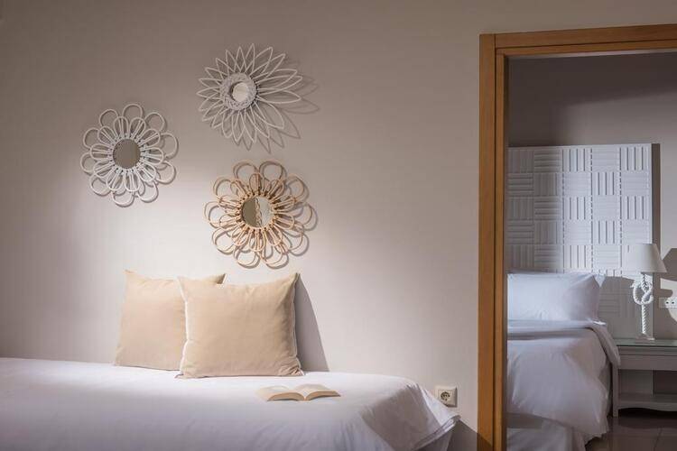 Notos Heights Hotel & Suites