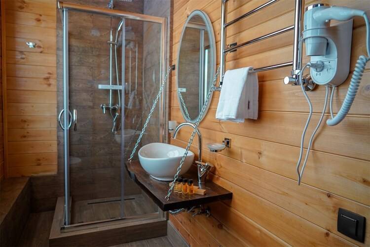 Allure Lodge