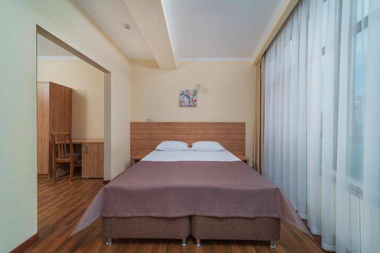 Room Hotel