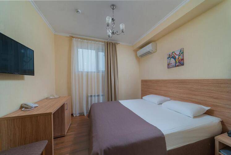 Room Hotel