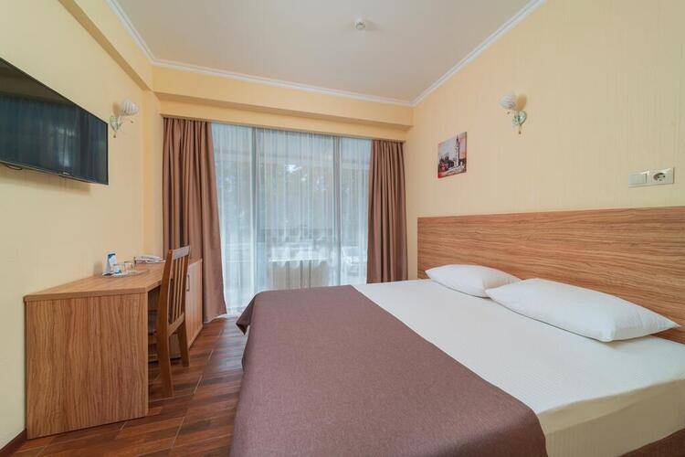 Room Hotel
