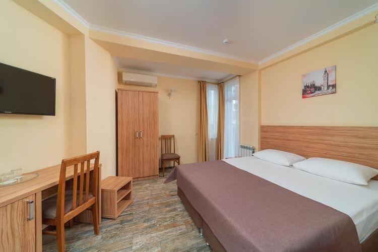 Room Hotel