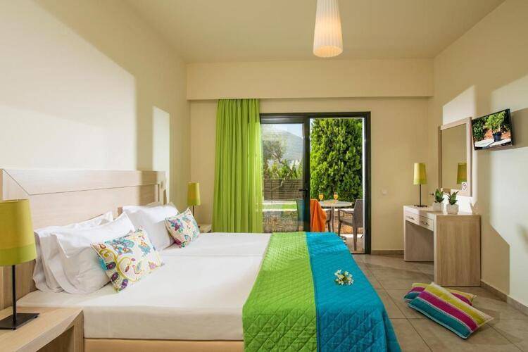 Kristalli Hotel Apartments