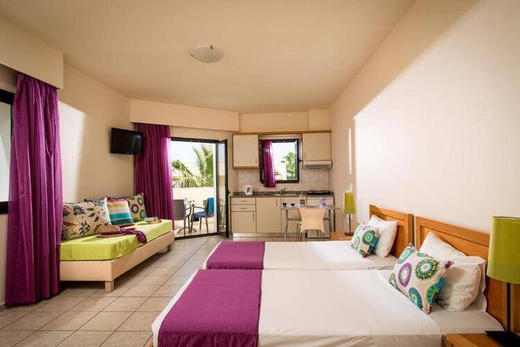 Kristalli Hotel Apartments