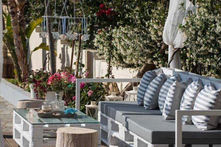 Kristalli Hotel Apartments