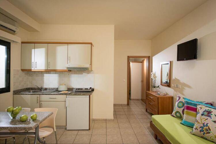 Kristalli Hotel Apartments