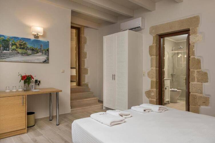 Spilia Village Hotel