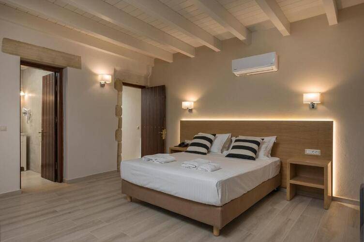Spilia Village Hotel