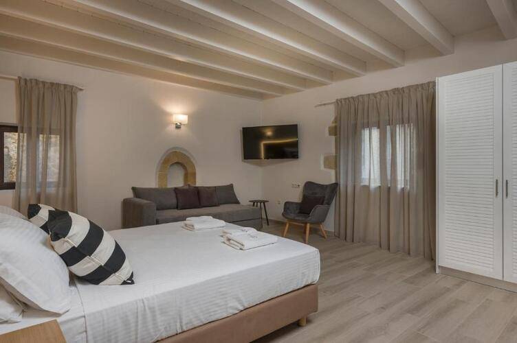 Spilia Village Hotel