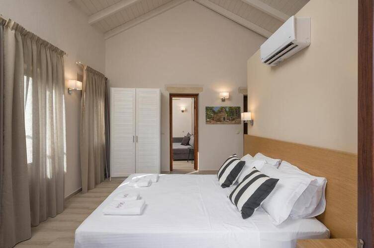 Spilia Village Hotel