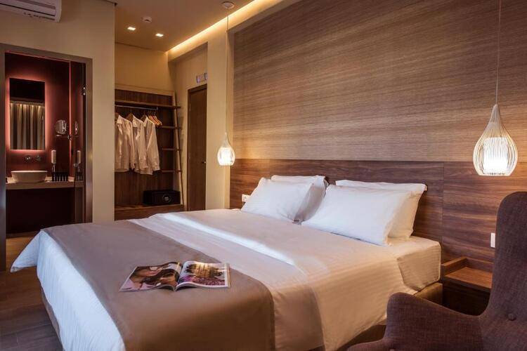 Metropole Urban Hotel
