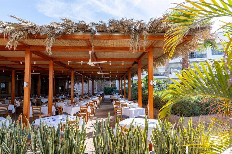 Fort Arabesque Resort & Spa