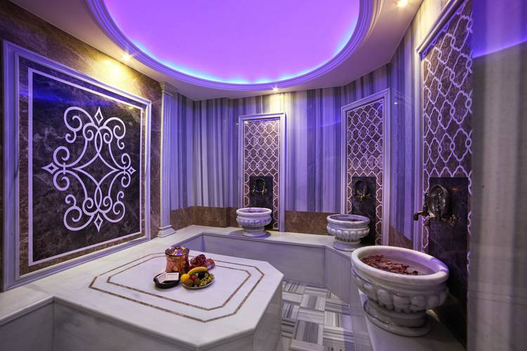 Pell Palace Hotel & Spa