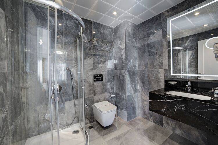Pell Palace Hotel & Spa