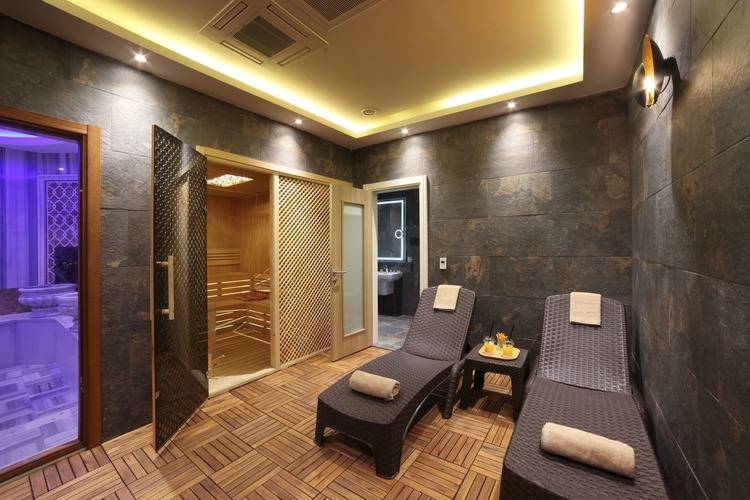 Pell Palace Hotel & Spa