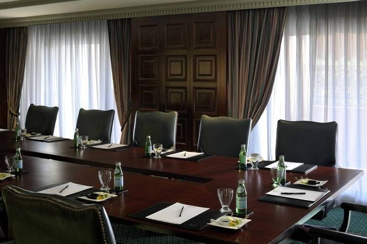 Cairo Marriott Hotel & Omar Khayyam Casino