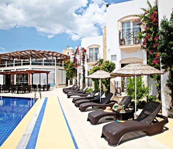 Serpina Hotel (Adults Only 16+)