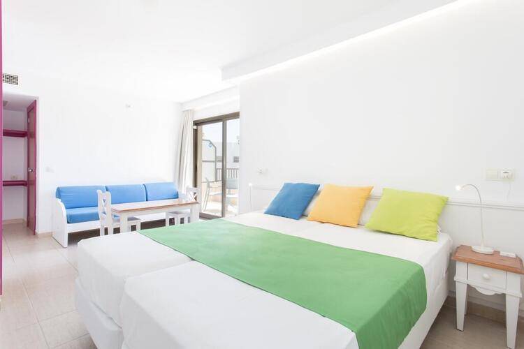 Guya Wave Hotel